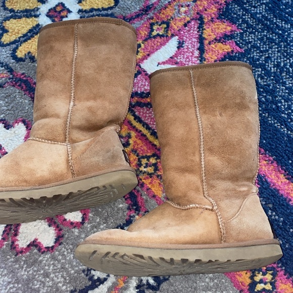 Women's UGG Classic II Chestnut Tall Boots - Picture 3 of 6